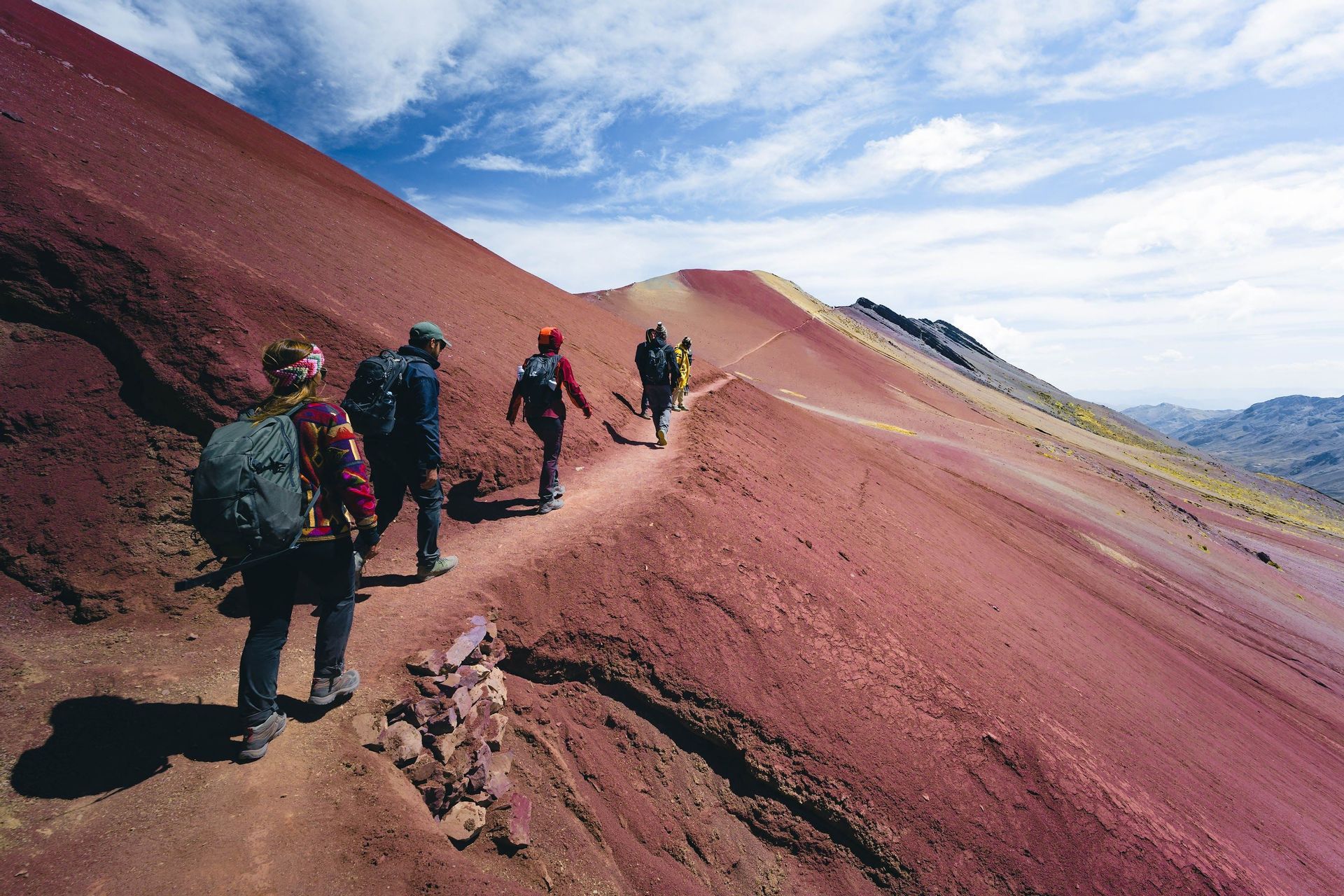 Peru-rainbow-mountain-trekking.jpg