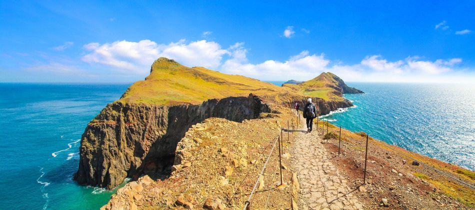 travel-madeira-portugal-ponta-de-sao-lourenco-sea